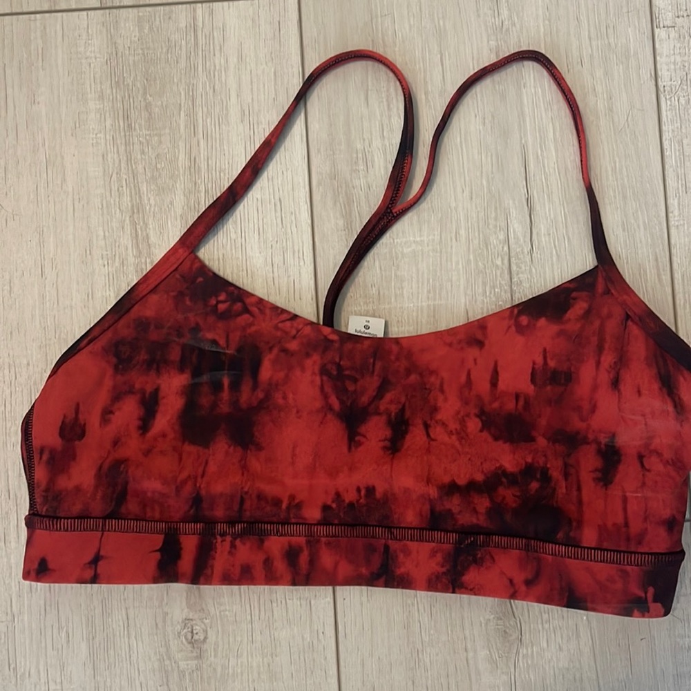 Lululemon Flow Sports Bra